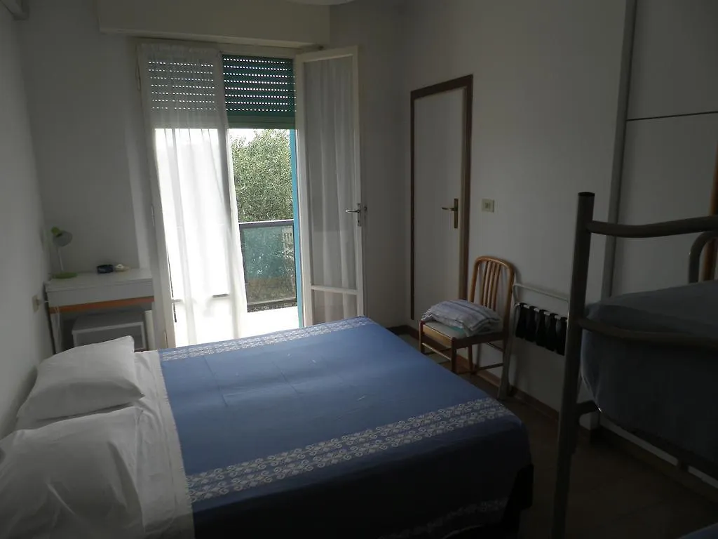 Hotel Cavalcanti Riccione 2*,  Italien
